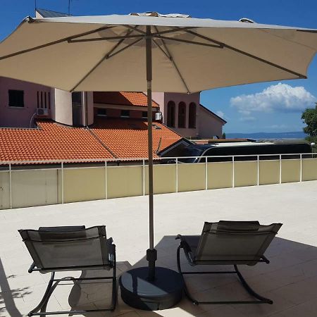Apartment Vinodol Novi Vinodolski Buitenkant foto